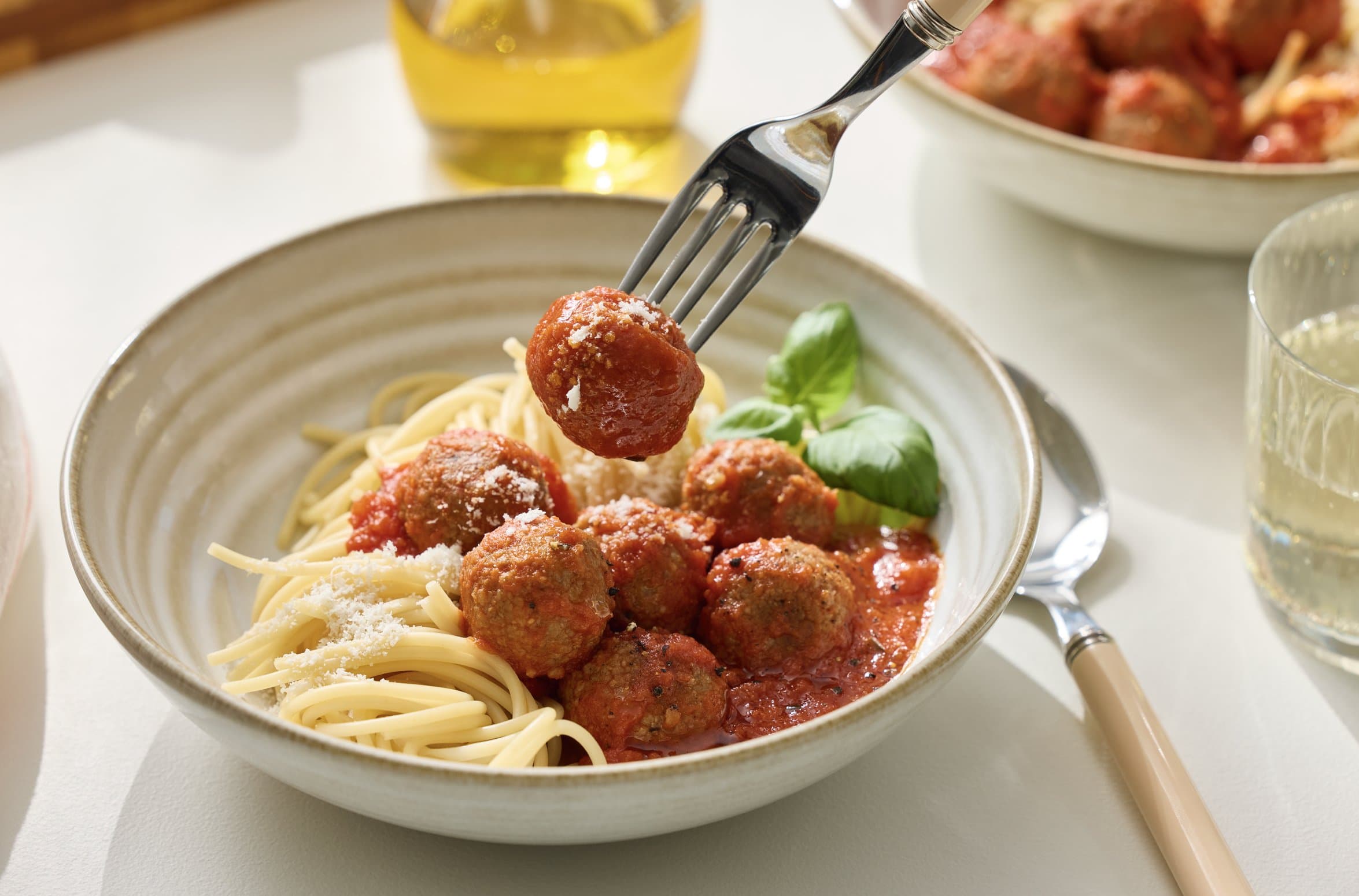 Spaghetti with Millow meatballs in tomato sauce